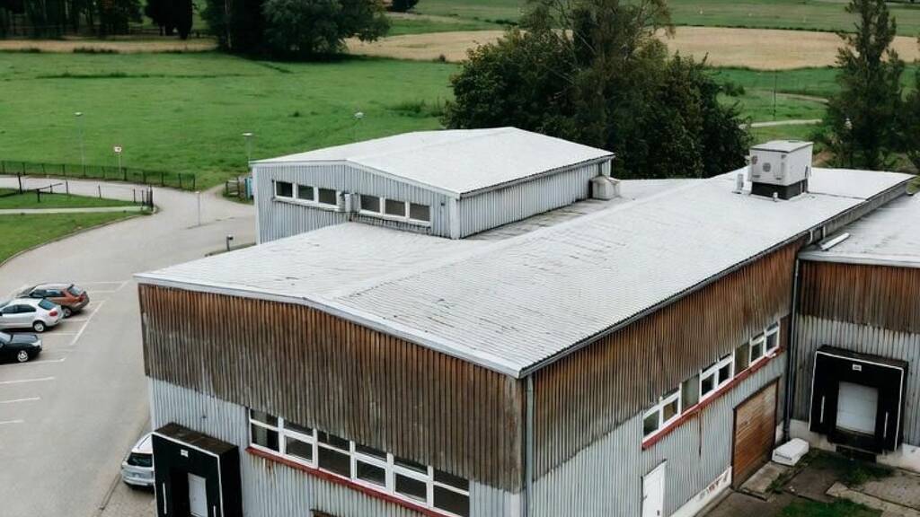 Lagerhalle zur Miete 600 € 150 m² Lagerfläche Niederndorf 6342