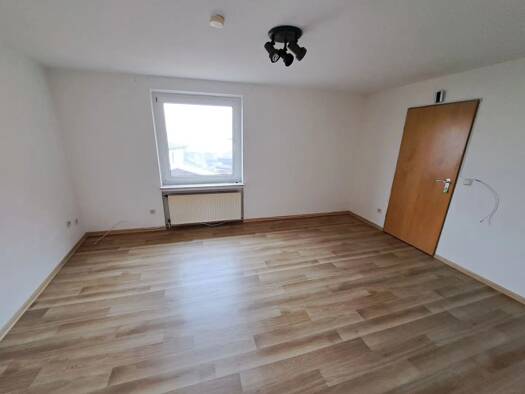 Wohnung zur Miete 340 € 2 Zimmer 46 m² Geschoss -1/2 frei ab 01.10.2026 Mengshausen Niederaula 36272