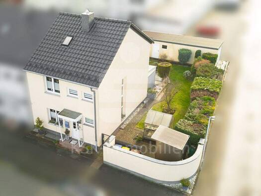 Reihenendhaus zum Kauf 415.000 € 4 Zimmer 87 m² 335 m² Grundstück Fliesteden Bergheim 50129