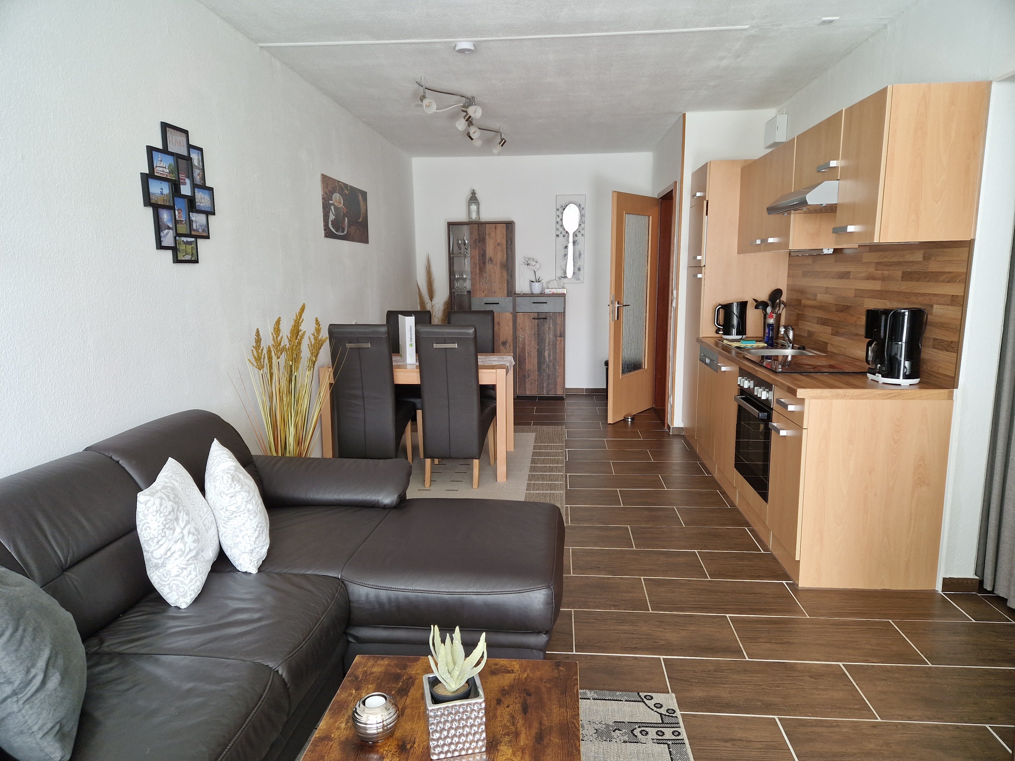 Studio zum Kauf 56.500 € 3 Zimmer 48 m²<br/>Wohnfläche 3.<br/>Geschoss Hahnenklee Goslar 38644