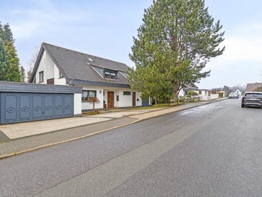 Einfamilienhaus zum Kauf 725.000 € 8 Zimmer 266 m² 1.108 m² Grundstück Tönisheide Velbert 42553