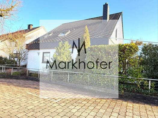 Einfamilienhaus zur Miete 2.200 € 7 Zimmer 170 m² 720 m² Grundstück frei ab sofort Erbach Homburg 66424