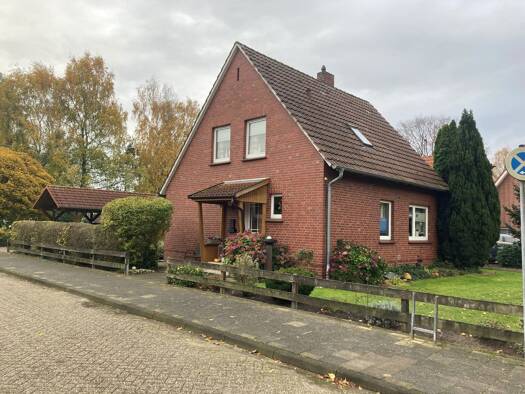 Einfamilienhaus zum Kauf provisionsfrei 95.000 € 6 Zimmer 90 m² 486 m² Grundstück Schulstraße 2 Nortrup 49638