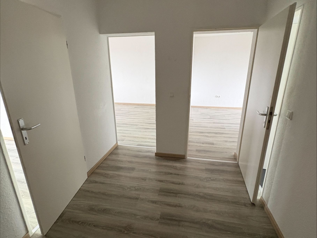 Wohnung zur Miete 539 € 3 Zimmer 68,3 m² 3. Geschoss frei ab 17.10.2025 An der Emsbrücke 11 Leerort Leer 26789