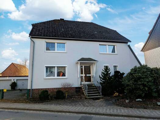 Einfamilienhaus zum Kauf provisionsfrei 249.000 € 7 Zimmer 180 m² 1.400 m² Grundstück Hauptstraße 48 Hilwartshausen Dassel 37586