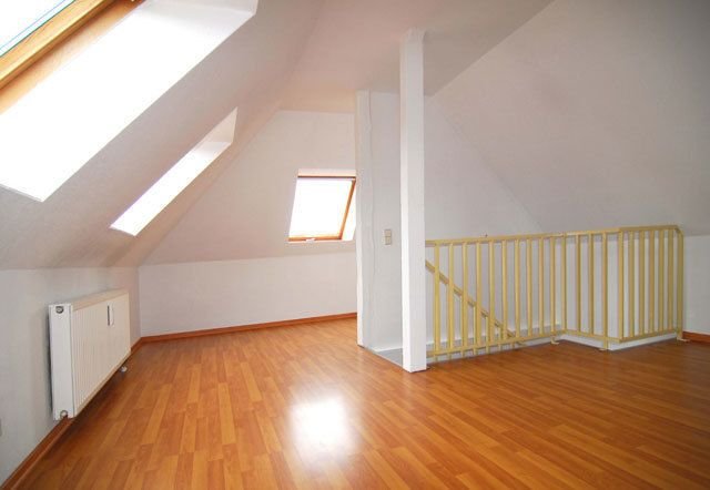 Maisonette zur Miete 460 € 3 Zimmer 61,7 m²<br/>Wohnfläche 4.<br/>Geschoss 01.01.2025<br/>Verfügbarkeit Carolastraße 28 Mitte - West 135 Zwickau 08056