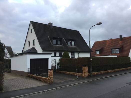 Wohnung zur Miete 1.060 € 3 Zimmer 85 m² Geschoss 1/2 frei ab 01.12.2026 Fischbach Nürnberg 90475