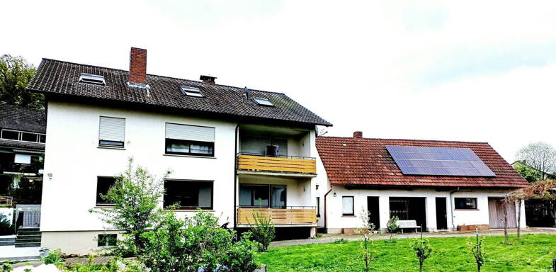 Mehrfamilienhaus zum Kauf provisionsfrei 399.000 € 11 Zimmer 300 m² 1.147 m² Grundstück Wernfeld Wernfeld-Gemünden 97737