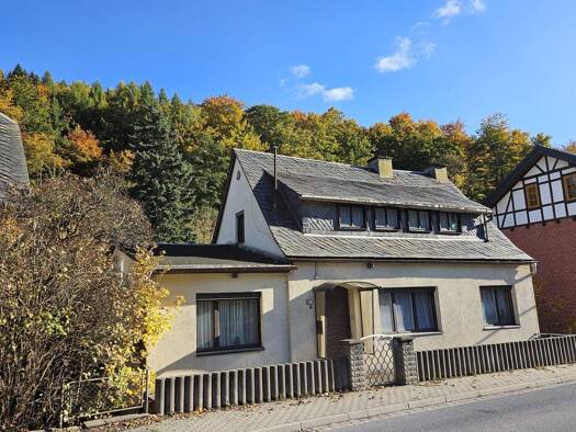 Einfamilienhaus zum Kauf 49.000 € 4 Zimmer 115 m² 223 m² Grundstück frei ab sofort Steinacher Straße 219 a Köppelsdorf Sonneberg 96515