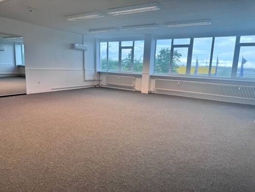 Bürofläche zur Miete provisionsfrei 9,50 € 3 Zimmer 208 m² Bürofläche Edisonstraße 20 Wellsee Moorsee 24145