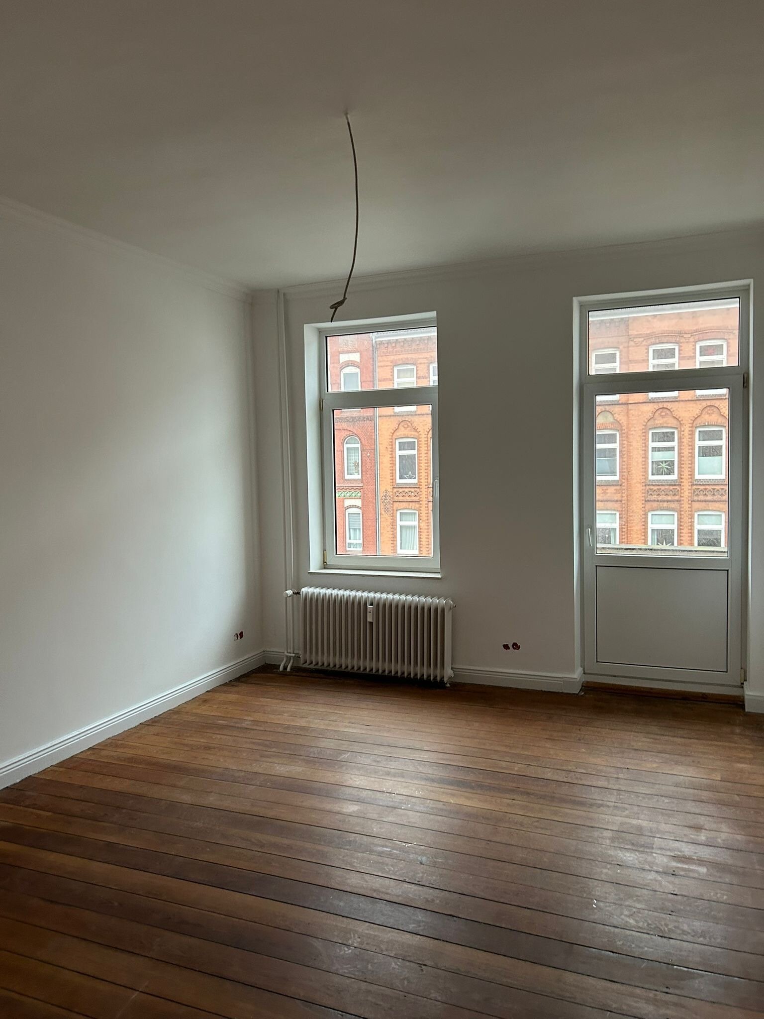 Wohnung zur Miete 890 € 2,5 Zimmer 67 m²<br/>Wohnfläche 1.<br/>Geschoss ab sofort<br/>Verfügbarkeit Knooper Weg 186 Blücherplatz Kiel 24105