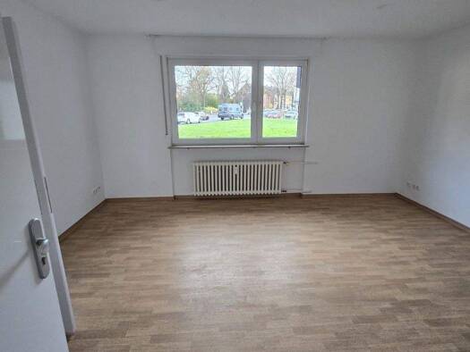 Wohnung zur Miete 340 € 2 Zimmer 45,6 m² EG frei ab 15.01.2026 Gustavsburger Straße 20 Wanheim-Angerhausen Duisburg 47249
