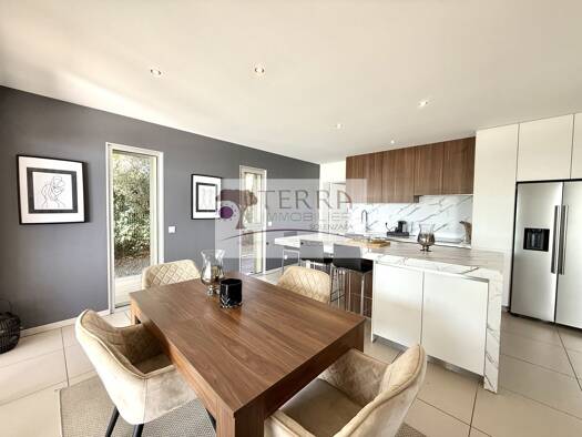 Wohnung zum Kauf 890.000 € 4 Zimmer 98 m² Sari-Solenzara 20145