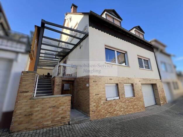 Einfamilienhaus zum Kauf 149.000 € 5 Zimmer 165 m² 121 m² Grundstück frei ab 01.04.2026 Sankt Aldegund 56858