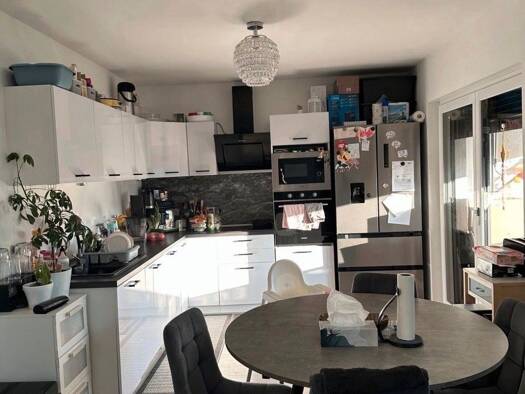 Wohnung zur Miete 1.012 € 3 Zimmer 66 m² frei ab 14.04.2026 Geesthacht 21502