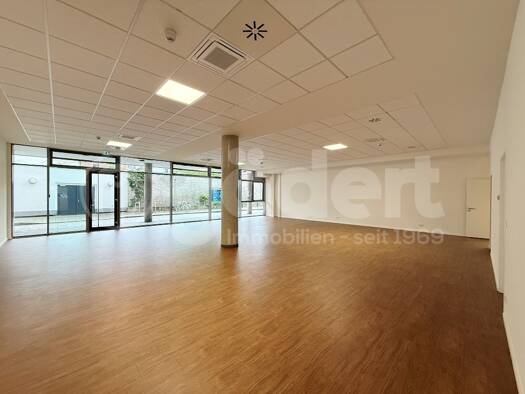 Laden zur Miete 2.925 € 1 Zimmer 195 m² Verkaufsfläche Innenstadt Aschaffenburg 63739