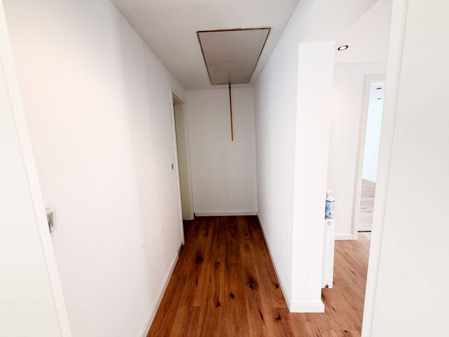 Immobilie in Altenbeken - Kernsarniertes Einfamilienhaus in guter Lage in Altenbeken - Bild 2