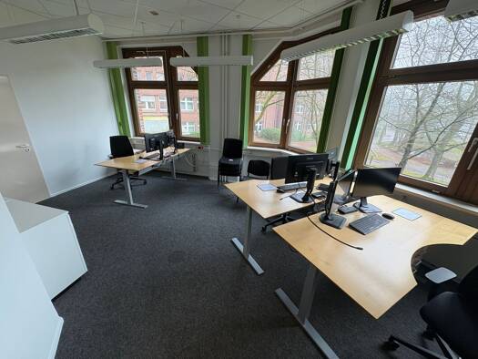 Büro zur Miete provisionsfrei 1.849 € 9 Zimmer 233 m² Bürofläche Südstadt Südstadt 24941