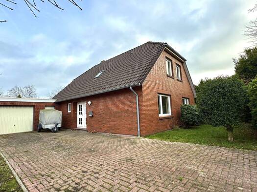 Einfamilienhaus zum Kauf 249.000 € 5 Zimmer 124 m² 768 m² Grundstück Upgant-Schott 26529