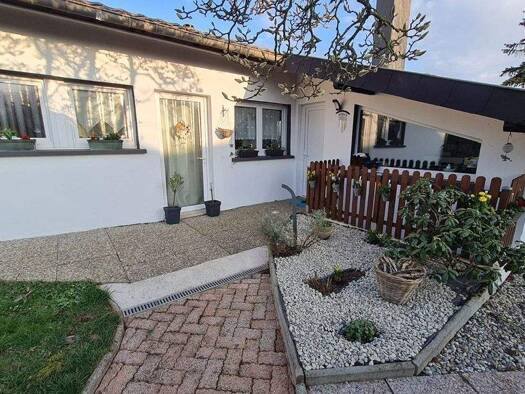 Bungalow zum Kauf provisionsfrei 380.000 € 5 Zimmer 140 m² 1.500 m² Grundstück GUEBENHOUSE 57510