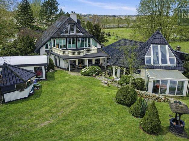 Einfamilienhaus zum Kauf 2.063.000 € 12 Zimmer 383 m² 24.392 m² Grundstück Weddingstedt 25795