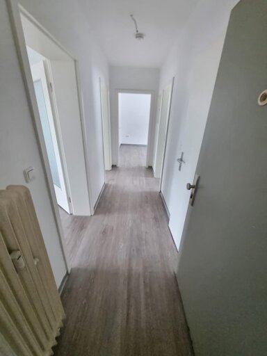 Wohnung zur Miete 943 € 4 Zimmer 82 m² 1. Geschoss frei ab 28.01.2025 Industriestr. 46 Zentrum Ratingen 40878