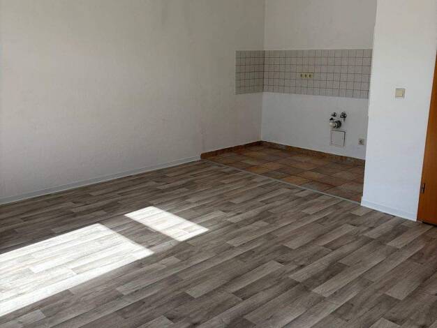 Wohnung zur Miete 306 € 2 Zimmer 47 m² 2. Geschoss frei ab sofort Heinrich-Heine-Straße (Dessau) 11 Innenstadt Dessau-Roßlau 06844
