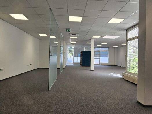 Laden zur Miete 7,80 € Sankt Leonhard Graz 8010