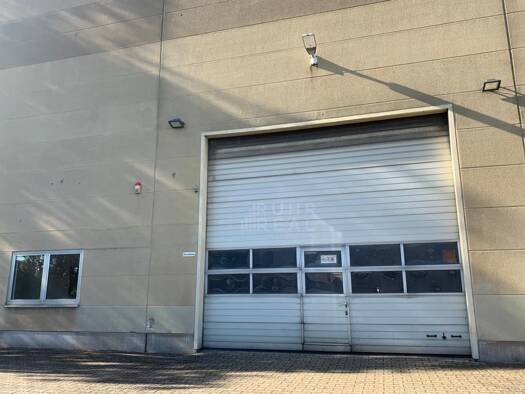 Lagerhalle zur Miete 1.650 m² Lagerfläche teilbar ab 1.650 m² Dortmund 44143