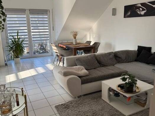 Wohnung zur Miete 680 € 2,5 Zimmer 65 m² Geschoss 1/2 frei ab 01.06.2026 Troppauerstr. 11a Woffenbach Neumarkt in der Oberpfalz 92318