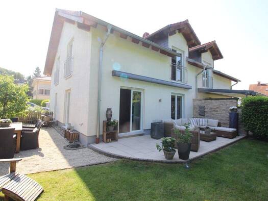 Doppelhaushälfte zum Kauf 699.000 € 6 Zimmer 115 m² 372 m² Grundstück Vockenhausen Eppstein-Vockenhausen 65817