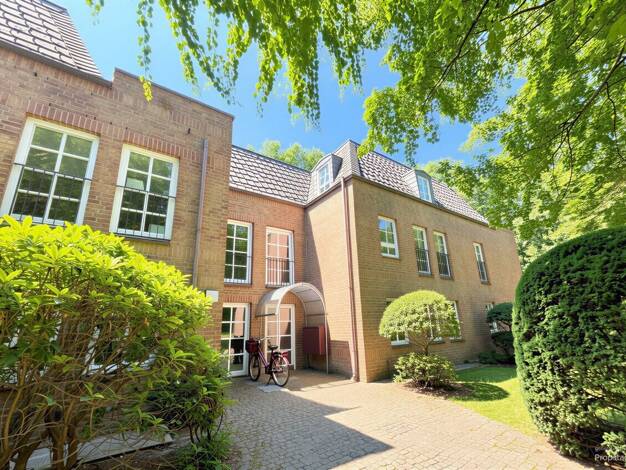 Wohnung zum Kauf 589.000 € 3 Zimmer 106 m² 2 Geschosse frei ab sofort Wellingsbüttel Wandsbek 22391