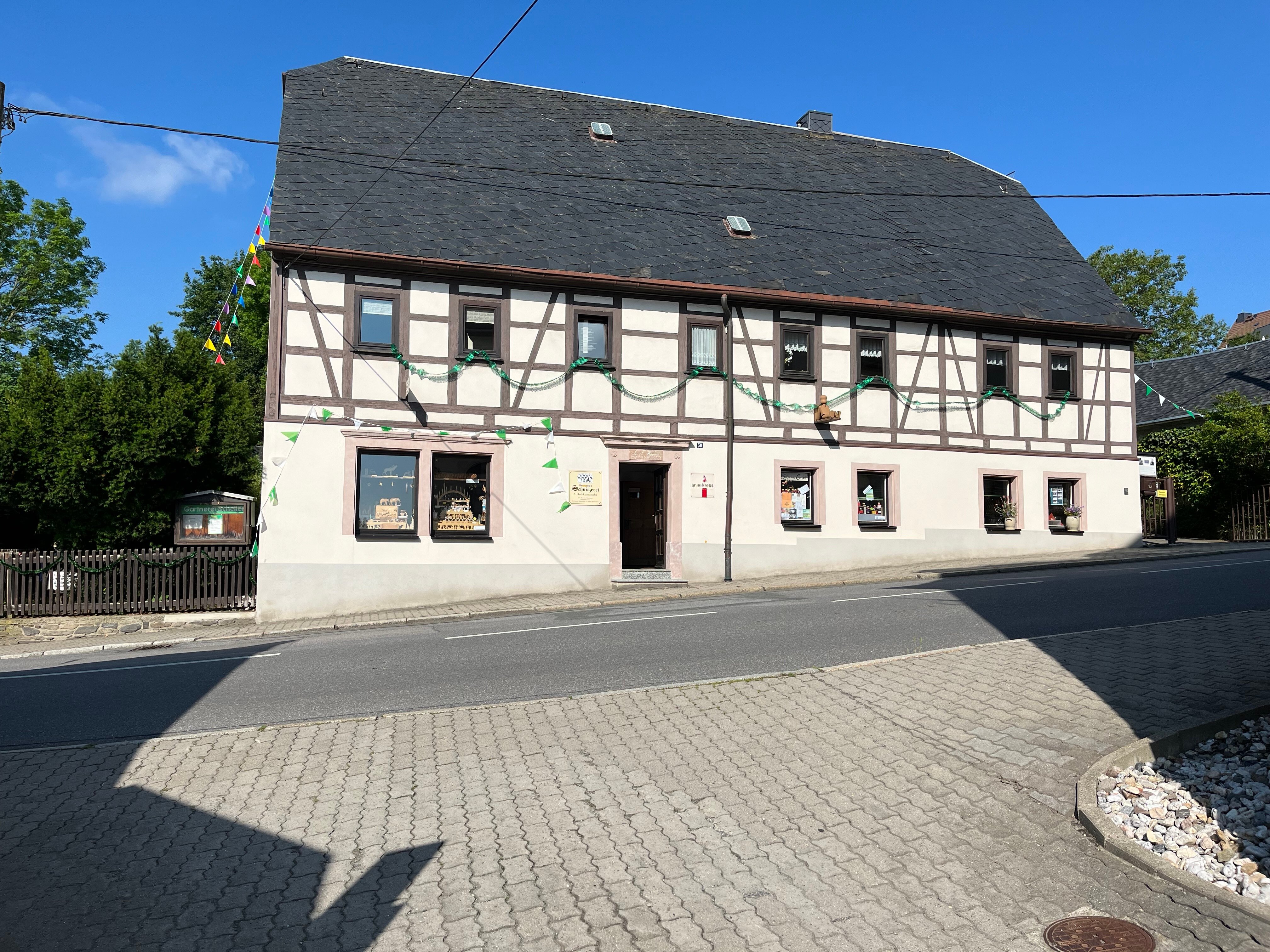 Mehrfamilienhaus zum Kauf 75.000 € 540 m²<br/>Grundstück Chemnitzer Straße 50 Grünhainichen Grünhainichen 09579