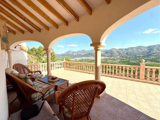 Villa zum Kauf 375.000 € 2 Zimmer 275 m² 1.100 m² Grundstück >Polígono la Mustalla > Pego 03780