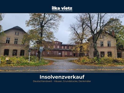 Mehrfamilienhaus zum Kauf 137.500 € 10 Zimmer 704 m² 1.967 m² Grundstück Plau Karow 19395