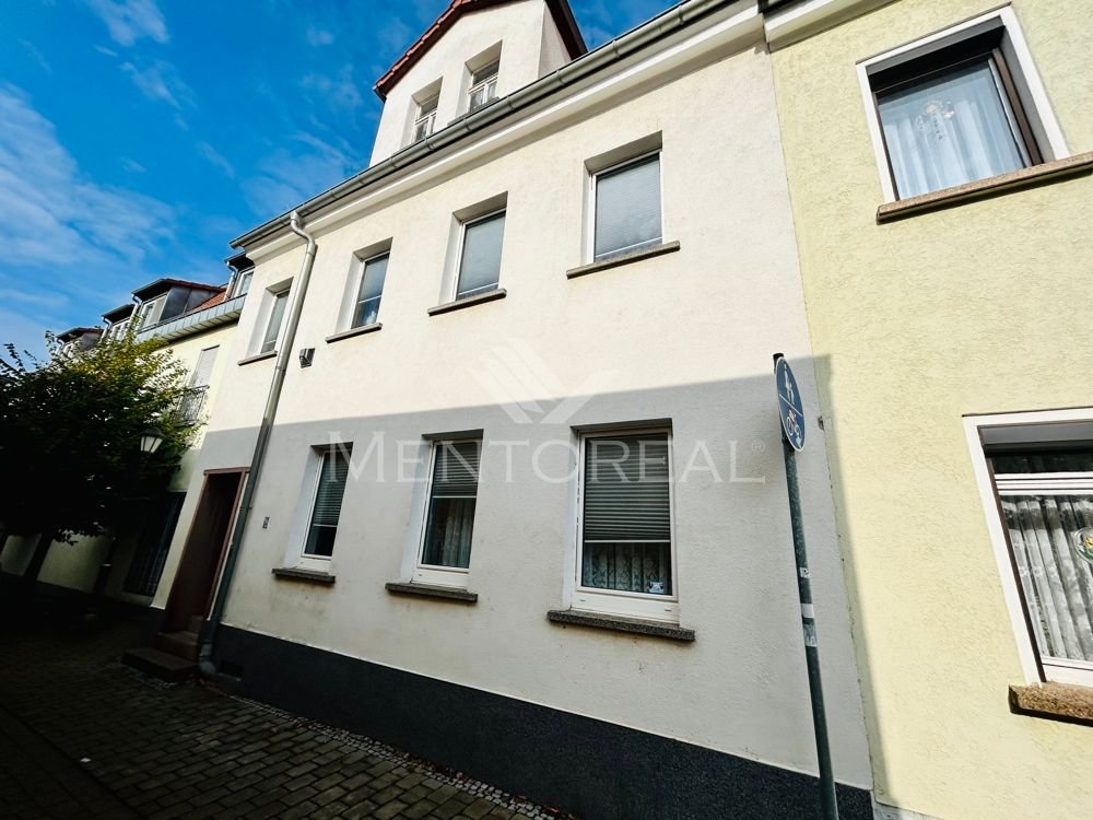 Einfamilienhaus zum Kauf 79.000 € 5 Zimmer 130 m²<br/>Wohnfläche 160 m²<br/>Grundstück Zwenkau Zwenkau 04442