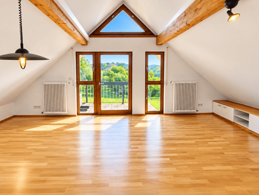 Wohnung zur Miete 700 € 2,5 Zimmer 40 m² Geschoss 2/3 frei ab sofort Untertürkheim Stuttgart 70327
