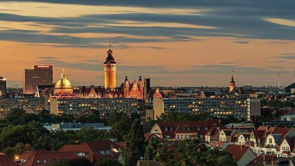 Mehrfamilienhaus zum Kauf 14.000 m² 7.350 m² Grundstück Zentrum-Nord Leipzig 04105