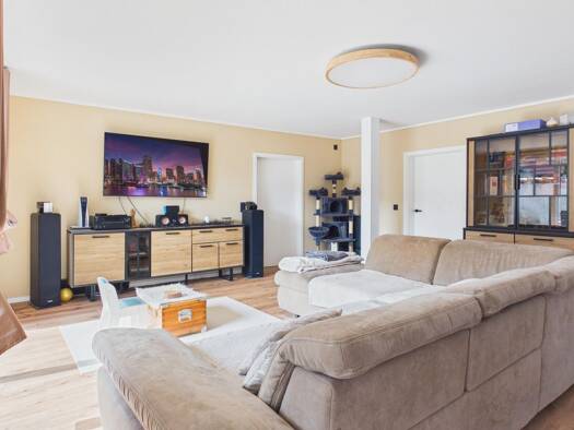 Wohnung zum Kauf 450.000 € 5 Zimmer 177,4 m² Schweinheim Euskirchen 53881