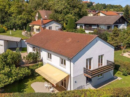 Haus zum Kauf 675.000 € 6,5 Zimmer 183 m² 878 m² Grundstück Vorberg Berg 88276