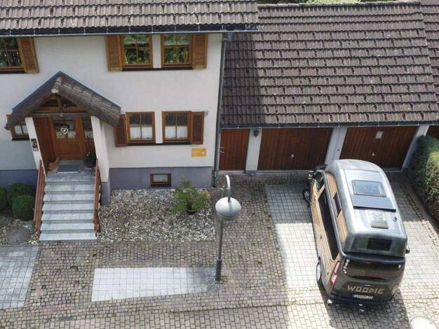 Doppelhaushälfte zum Kauf provisionsfrei 420.000 € 5 Zimmer 224 m² 658 m² Grundstück Unterkirnach 78089