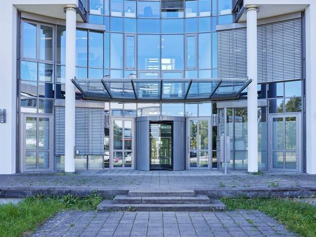 Büro zur Miete provisionsfrei 3 Zimmer 197 m² Bürofläche teilbar ab 30 m² Emmy-Noether-Straße 17 Rintheim Karlsruhe 76131