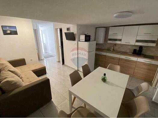 Haus zum Kauf 295.000 € 7 Zimmer 207 m² Novalja