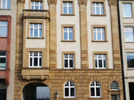 Wohnung zur Miete 1.250 € 3,5 Zimmer 140,7 m² 1. Geschoss frei ab sofort Innenstadt Aschaffenburg 63739