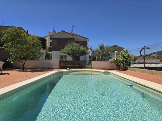 Chalet zum Kauf 329.000 € 5 Zimmer 195 m² 544 m² Grundstück Calafell 43882