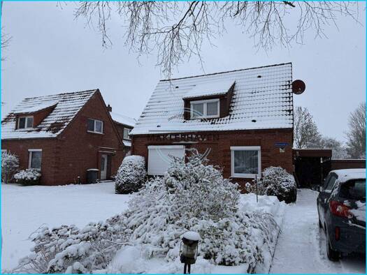 Einfamilienhaus zum Kauf 279.000 € 4 Zimmer 115 m² 932 m² Grundstück Marienstr. 32 Sande 26452