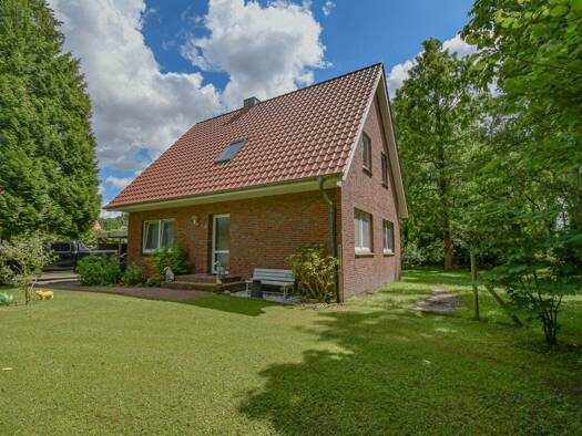 Einfamilienhaus zum Kauf 399.000 € 5 Zimmer 144,1 m² 12.410 m² Grundstück Portsloge Edewecht 26188
