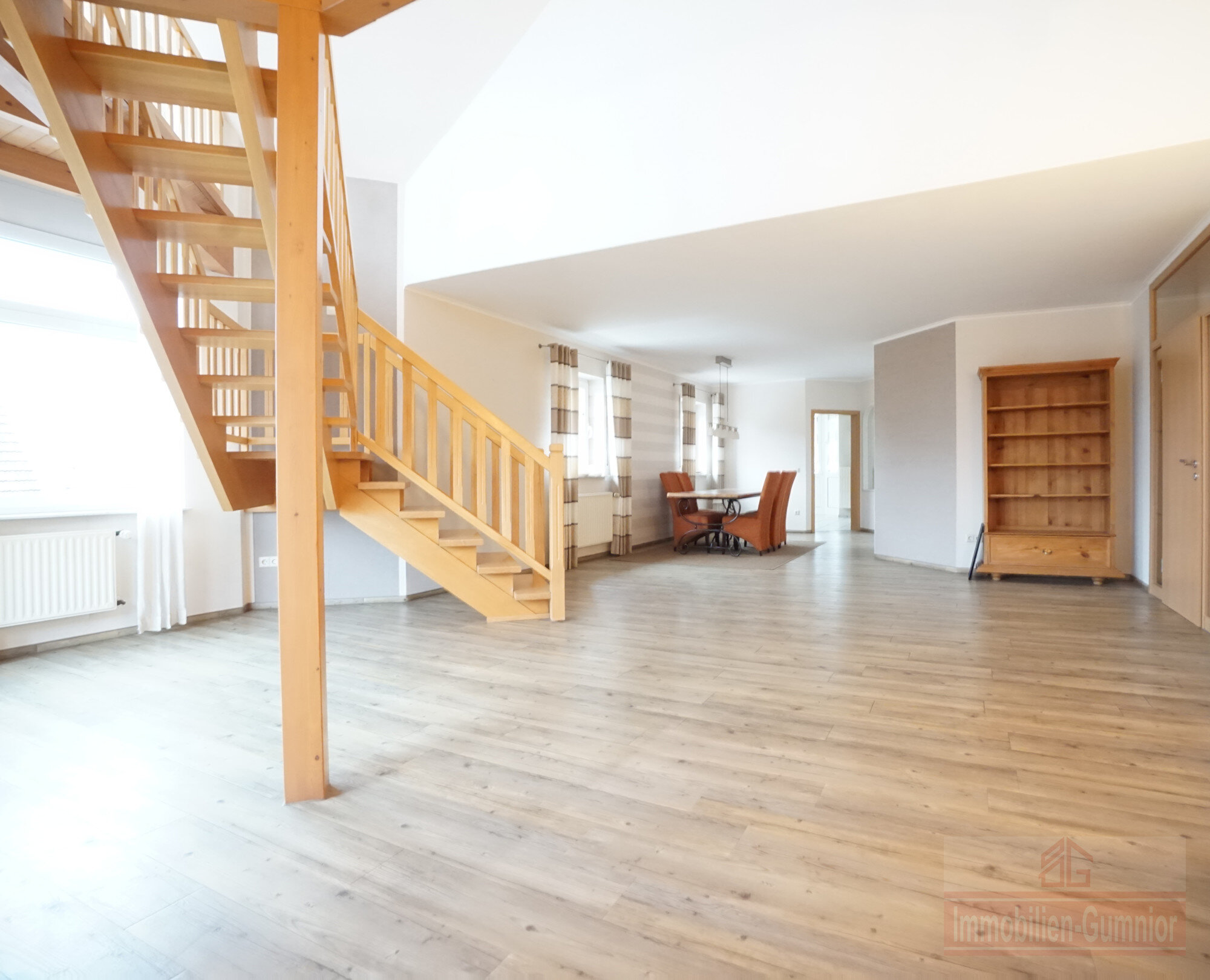 Wohnung zur Miete 1.200 € 4 Zimmer 200 m²<br/>Wohnfläche 1.<br/>Geschoss 01.02.2025<br/>Verfügbarkeit Salzbergen 48499