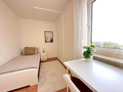 Studio zur Miete 560 € 1 Zimmer 10 m² 8. Geschoss frei ab sofort Wasgaustraße 47 Unterliederbach Frankfurt am Main 65929
