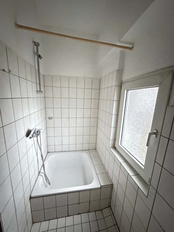 Wohnung zur Miete 300 € 2,5 Zimmer 52 m²<br/>Wohnfläche EG<br/>Geschoss 01.02.2025<br/>Verfügbarkeit Hassel Gelsenkirchen 45896